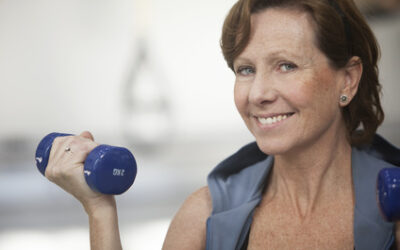 2 Amazing Ways Lifting Weights Strengthens Your Health